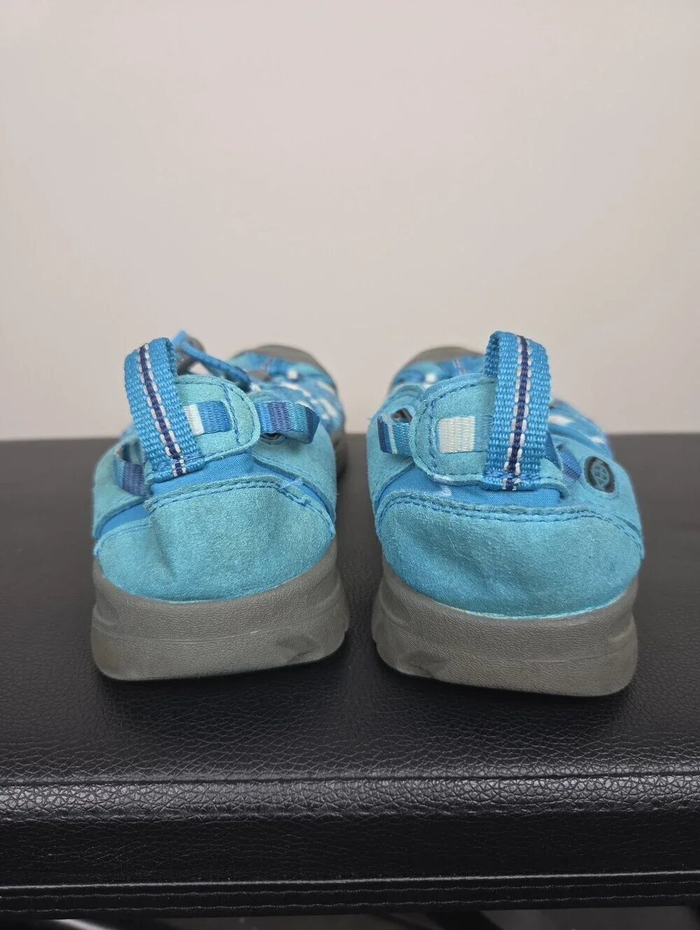 KEEN Whisper Blue Turquoise Water Trail Sport Sandals Shoes Women's Size 5